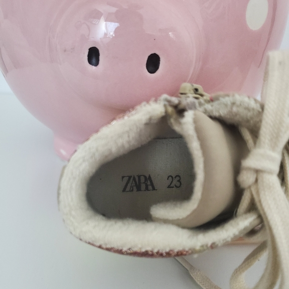 Sneakers - Picture 4 of 4